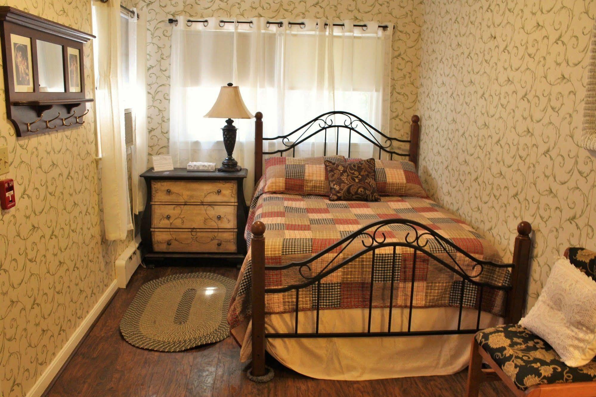 Blue Shutters Inn Carriage House Studios Ogunquit Exterior photo